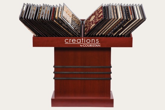 displays_0013_creationsuniversal_pedestal
